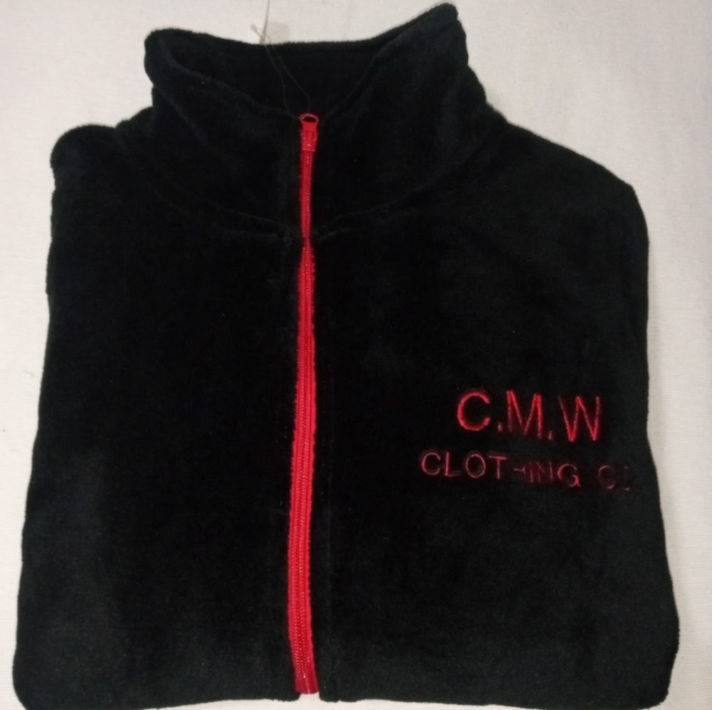 SWEATERS: ZIP UP